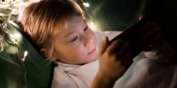 Screen Time & Cognitive Dev: New 2025 Insights - Cover Image