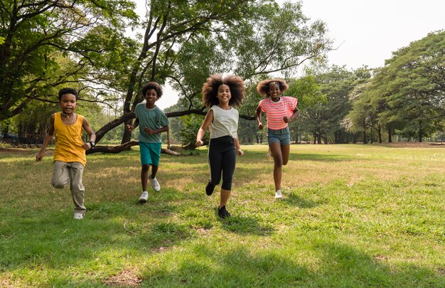 Outdoor Play Benefits: Physical, Cognitive & Social Child Development