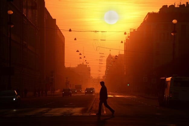US Homelessness Surge 2025: Impact on Social Services